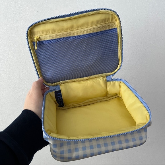 BAGGU Blue and Cream Checkered Cosmetic Bag - Picture 3 of 3